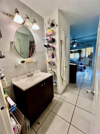 1540 NE 191st St #140, Unincorporated Dade County, Florida 33179, image 2