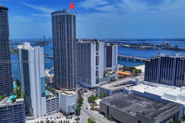 Opera Tower, 1750 N Bayshore Dr #3310, Miami, Florida 33132, image 1