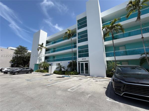 Milana, 652 NE 63rd St #404, Miami, Florida 33138, image 2