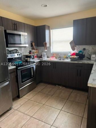 678 NW 14th St, Florida City, Florida 33034, image 3