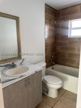 Rockwood, 634 NW 12th St, Florida City, Florida 33034, image 2