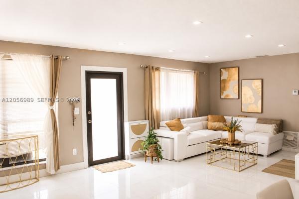Heritage Homes, 7061 Moseley St, Hollywood, Florida 33024, image 1