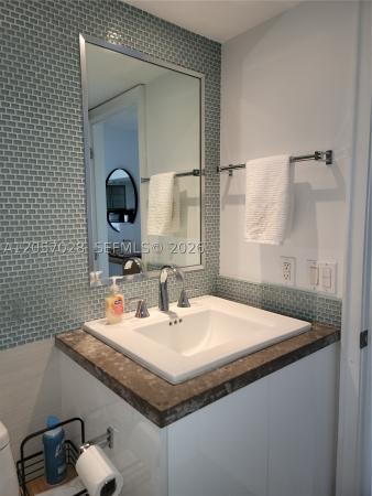 Commodore Club South, 199 Ocean Lane Dr #1206, Key Biscayne, Florida 33149, image 3
