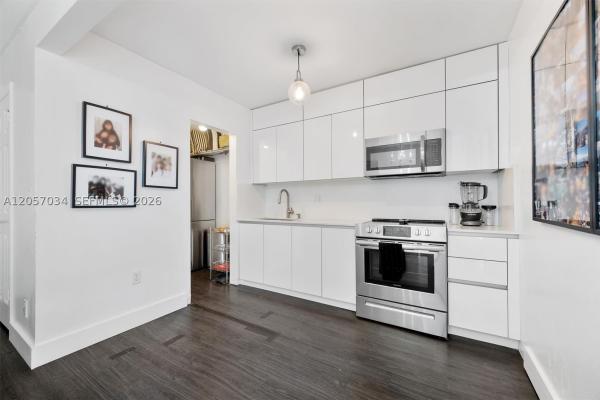 Miller Sixty-Seven Townhouses, 5555 Ludlam Rd #41, South Miami, Florida 33155, image 2