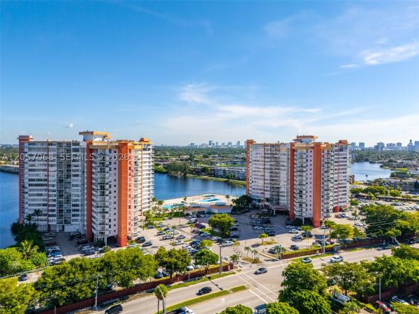 1301 NE Miami Gardens Dr #1523W, Unincorporated Dade County, Florida 33179, image 1