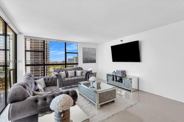 Waterview 2, 20515 E Country Club Dr #2048, Aventura, Florida 33180, image 3