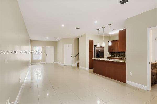 Southwood Townhomes, 7663 N Southwood Cir, Davie, Florida 33328, image 3