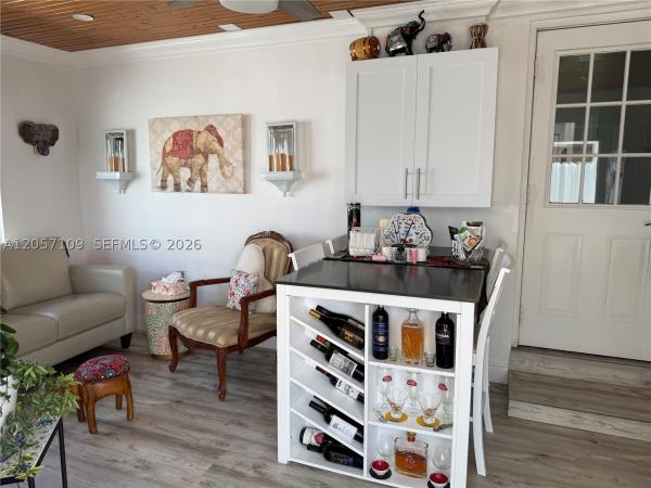 10571 SW 27th St, Unincorporated Dade County, Florida 33165, image 2