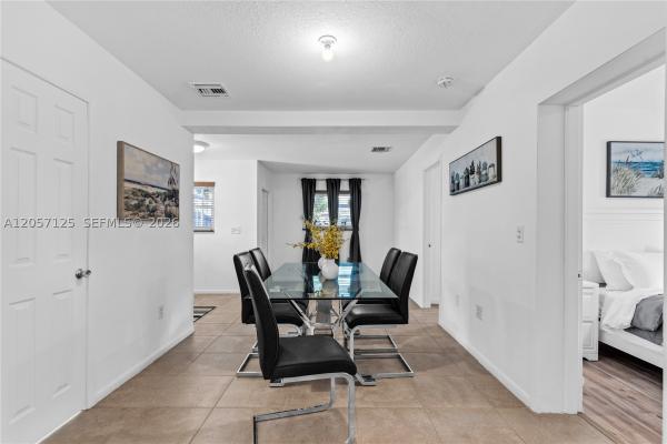Sky Vista, 1430 NE 11th St, Homestead, Florida 33033, image 3
