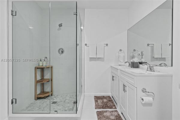 Sky Vista, 1430 NE 11th St, Homestead, Florida 33033, image 2