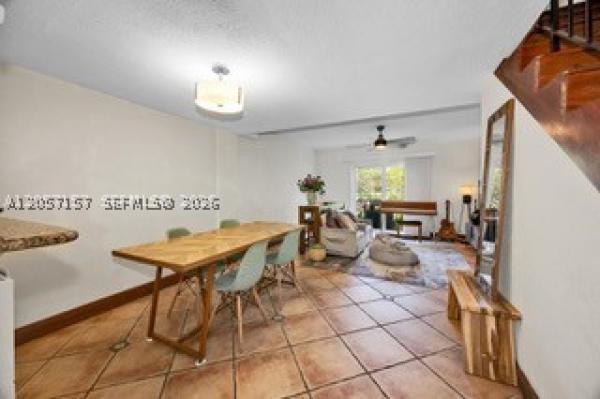 Villas Of Pinecrest, 6709 N Kendall Dr #219, Pinecrest, Florida 33156, image 1