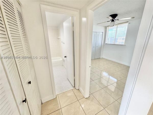 Samari Lake East, 10090 NW 80th Ct #1542, Hialeah Gardens, Florida 33016, image 1