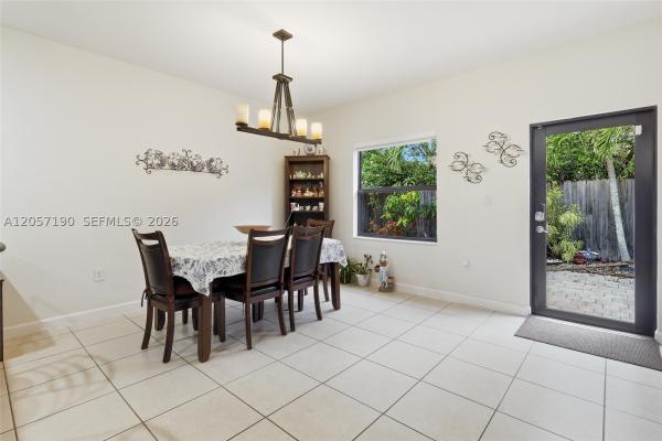 15585 SW 176th Ter, Unincorporated Dade County, Florida 33187, image 3