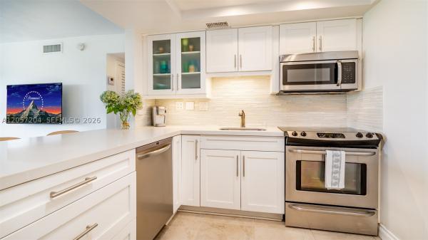 Crandon Tower, 555 Crandon Blvd #71, Key Biscayne, Florida 33149, image 2