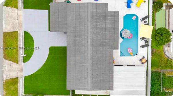 Beach Heights, 561 NE 172nd St, North Miami Beach, Florida 33162, image 3