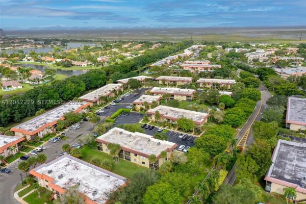 Racquet Club At Bonaventure, 325 Lakeview Dr #102, Weston, Florida 33326, image 1