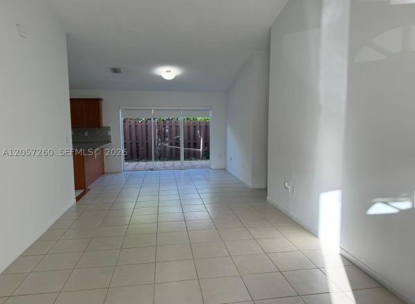 Patio Homes Of Doral Pines, 5758 NW 97th Pl, Doral, Florida 33178, image 3