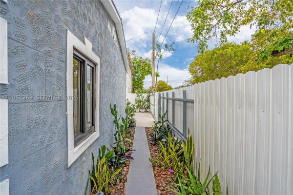519 nw 52nd St 0, Miami, Florida 33127, image 2