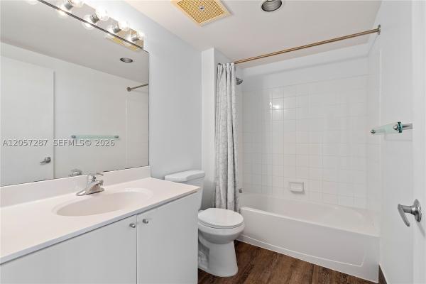 DoubleTree By Hilton Ocean Point Resort & Spa, 17375 Collins Ave #1108, Sunny Isles Beach, Florida 33160, image 1