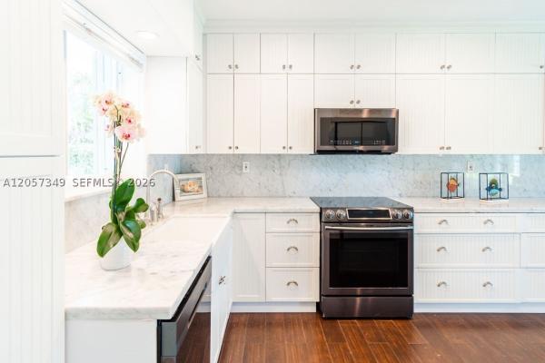 Merion Park, 5711 SW 64th Ave, South Miami, Florida 33143, image 2