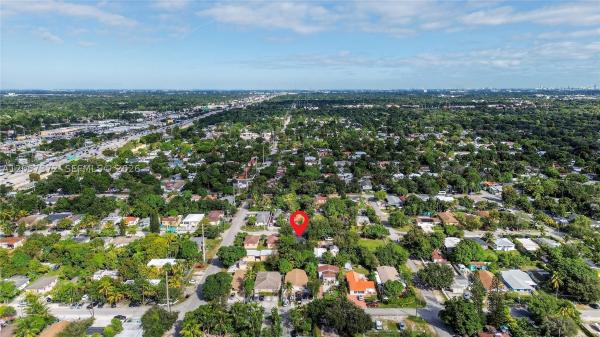 428 NW 97th St, Unincorporated Dade County, Florida 33150, image 3