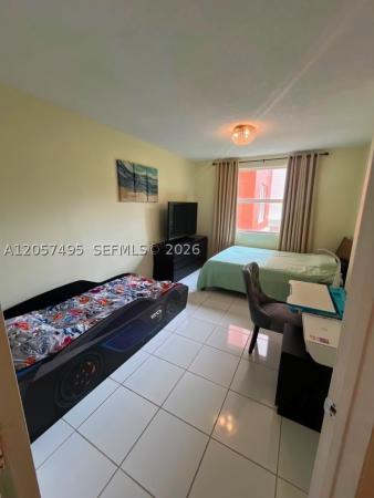 Porto Bellagio, 17145 N Bay Rd #4301, Sunny Isles Beach, Florida 33160, image 2