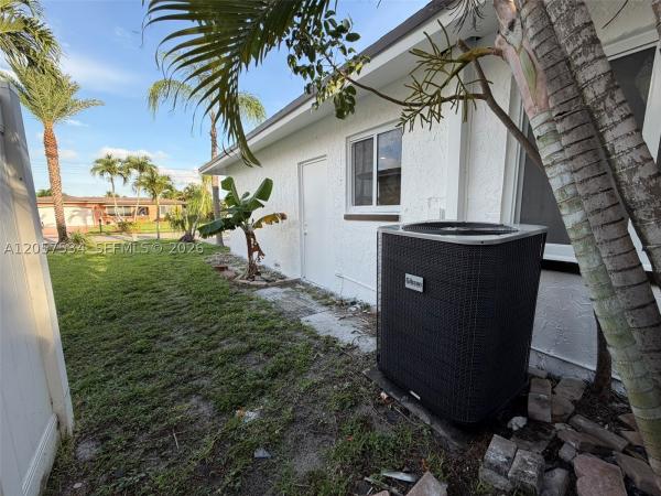 Rainbow Lakes, 2210 NW 93rd Ave, Pembroke Pines, Florida 33024, image 1