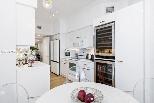 Oceania 2, 16445 Collins Ave #OS15B, Sunny Isles Beach, Florida 33160, image 2