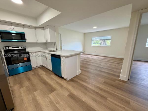 Lakewood At Emerald Hills, 3690 N 56th Ave #906, Hollywood, Florida 33021, image 1
