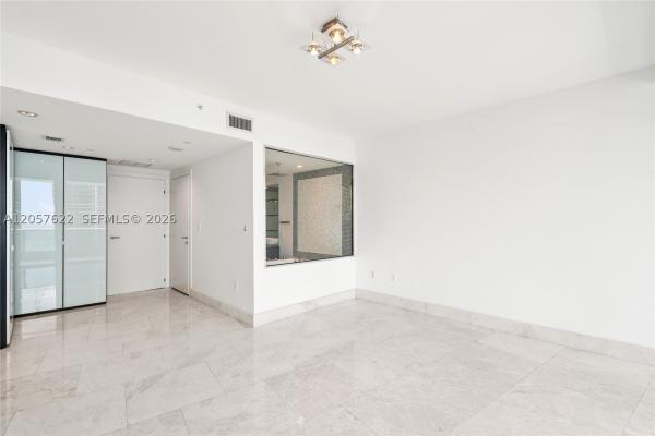 Epic Hotel & Residences, 200 Biscayne Boulevard Way #4004, Miami, Florida 33131, image 2