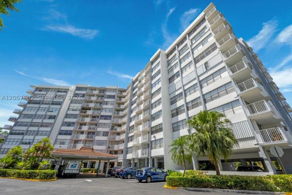 1300 NE Miami Gardens Dr #306E, Unincorporated Dade County, Florida 33179, image 2
