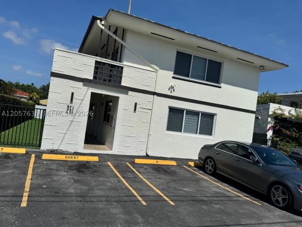 Livingstone Park, 251 NW 57th Ave, Miami, Florida 33126, image 2