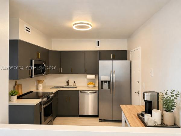 Seacoast 5700, 5700 Collins Ave #3C, Miami Beach, Florida 33140, image 2