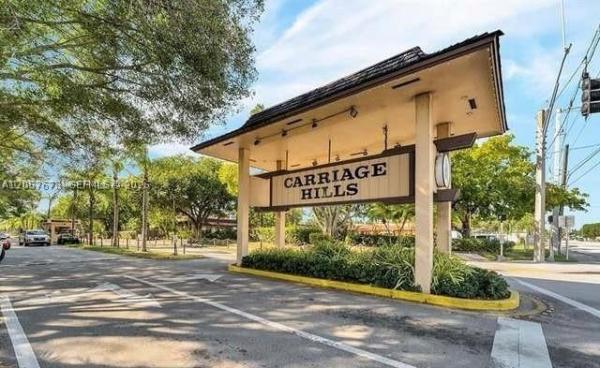 Villas At Carriage Hills, 200 Gate Rd #202, Hollywood, Florida 33024, image 2