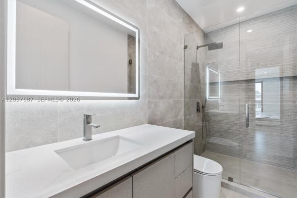 Holiday Heights, 1319 NE 13th Ave, Fort Lauderdale, Florida 33304, image 2