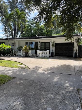 15700 N Miami Ave, Unincorporated Dade County, Florida 33169, image 2