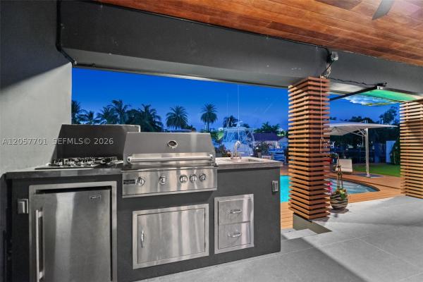 Eastern Shores, 16431 NE 34th Ave, North Miami Beach, Florida 33160, image 2