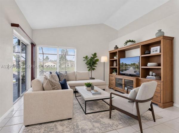 Arborwood, 9313 Arborwood Cir, Davie, Florida 33328, image 2