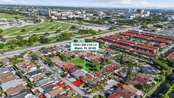 10541 SW 21st Ln, Unincorporated Dade County, Florida 33165, image 2
