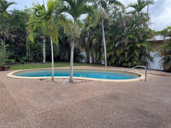 Mango Gardens, 1370 SW 32nd St, Fort Lauderdale, Florida 33315, image 2