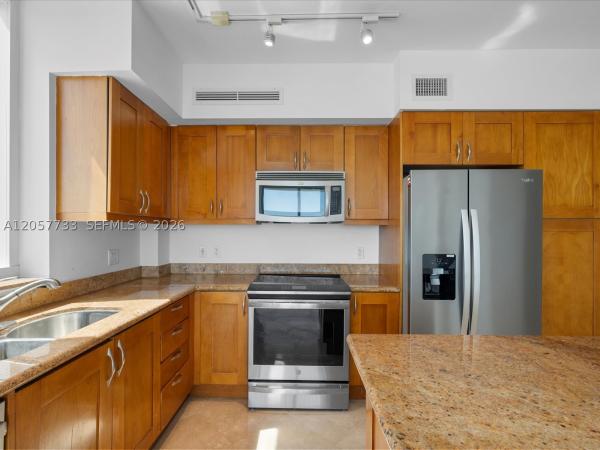 Duo West, 1745 E Hallandale Beach Blvd #2007W, Hallandale Beach, Florida 33009, image 2