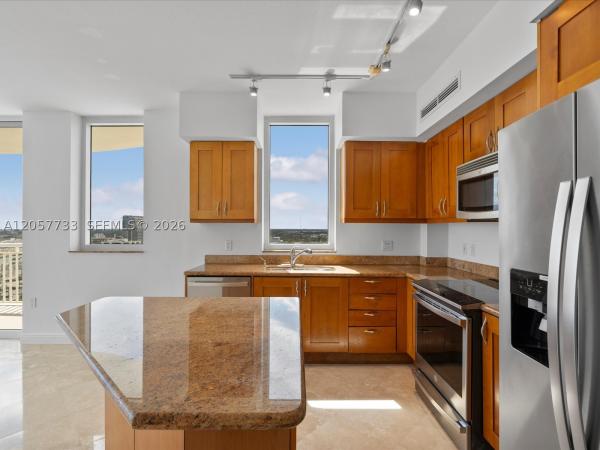 Duo West, 1745 E Hallandale Beach Blvd #2007W, Hallandale Beach, Florida 33009, image 3