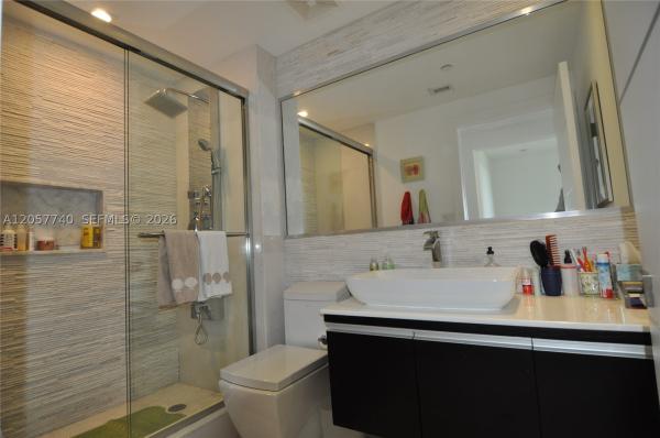 Grand Bay Tower, 430 Grand Bay Dr #708, Key Biscayne, Florida 33149, image 1