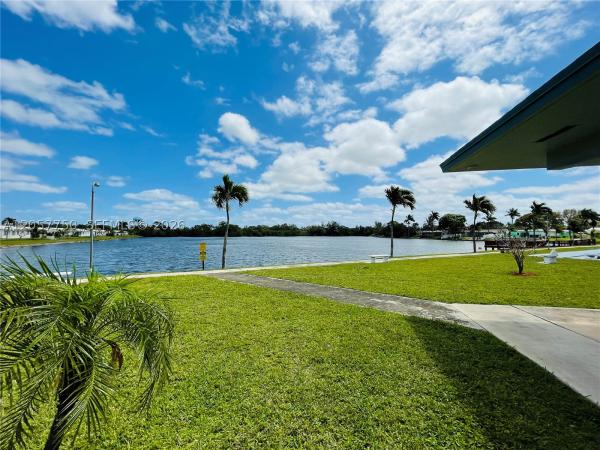 Sheridan Lakes, 2300 Park Ln #201, Hollywood, Florida 33021, image 3