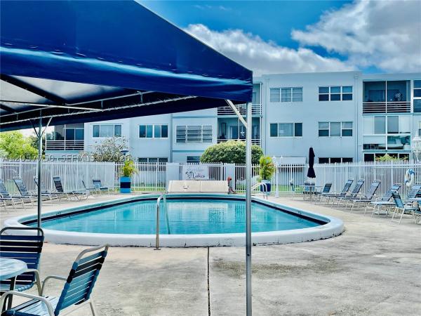 Sheridan Lakes, 2300 Park Ln #201, Hollywood, Florida 33021, image 1