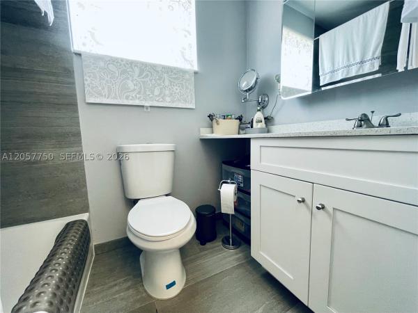 Sheridan Lakes, 2300 Park Ln #201, Hollywood, Florida 33021, image 2