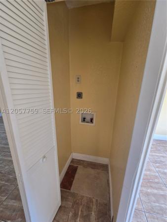 311 NW 97th St, Unincorporated Dade County, Florida 33150, image 2