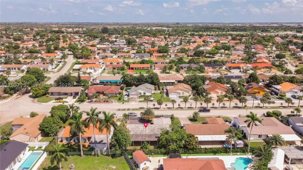 6320 NW 199th St, Hialeah, Florida 33015, image 2