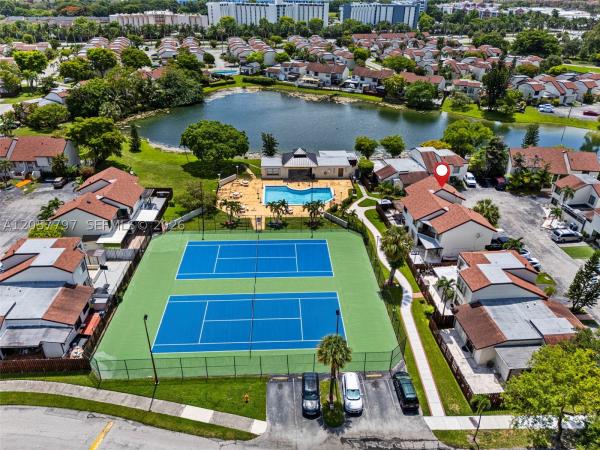 501 NW 98th Ct, Unincorporated Dade County, Florida 33172, image 1