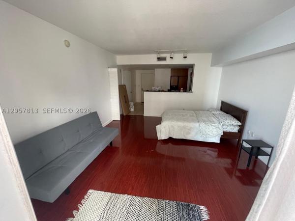 One Miami East, 335 S Biscayne Blvd #1606, Miami, Florida 33131, image 3